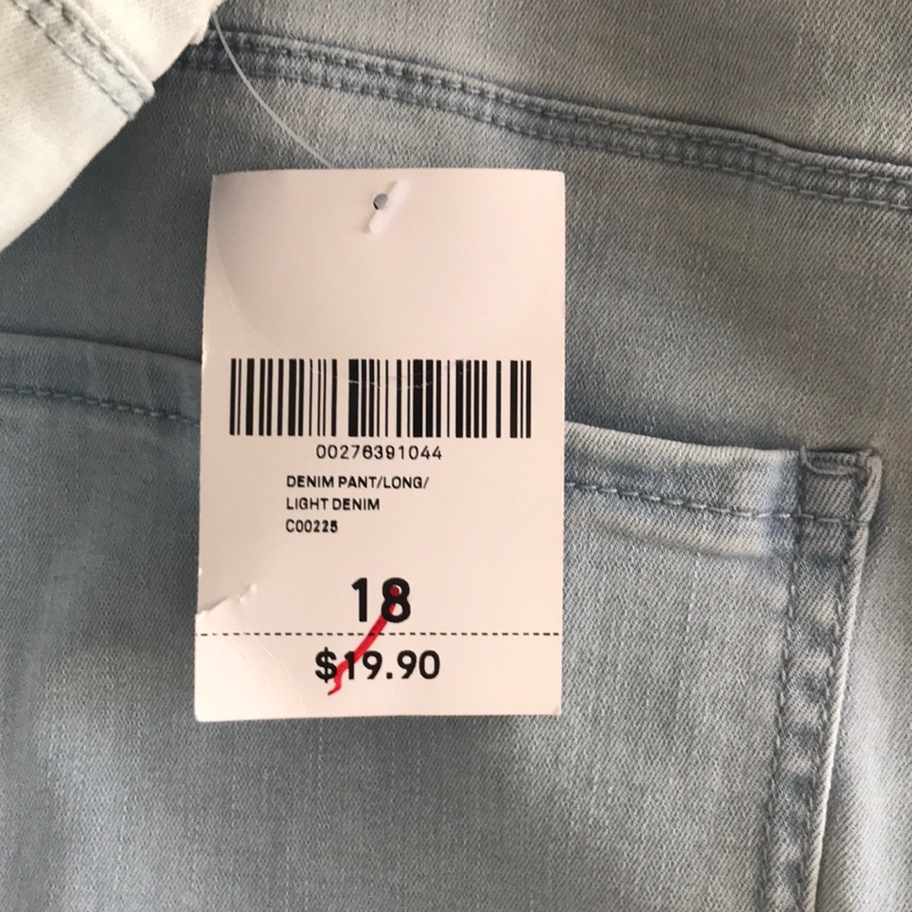 Jeans - Picture 4 of 4